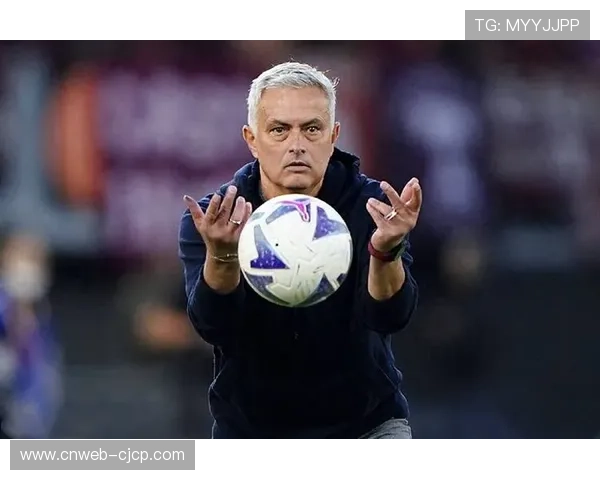 热刺欧冠报名遇难题，27人阵容需裁6人，青训球员取舍成关键